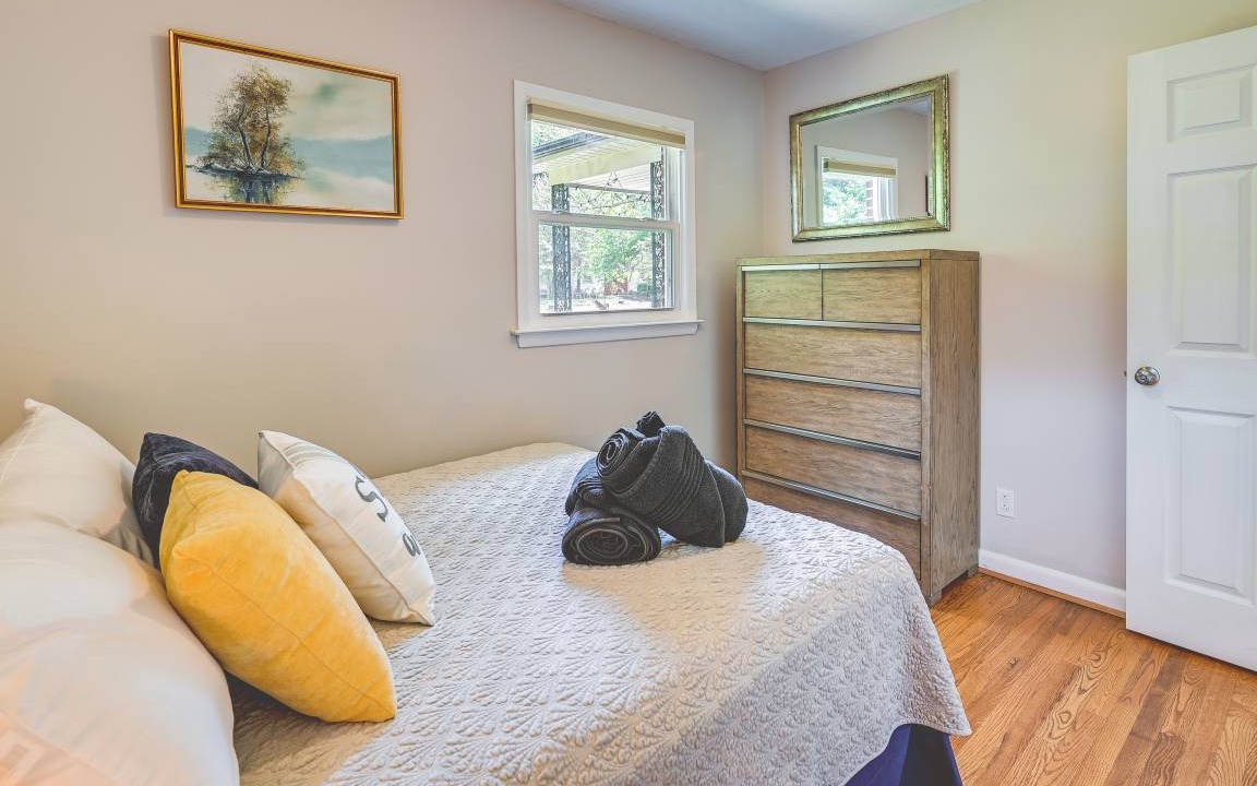 Photo of Bedroom in Old Irving Park
