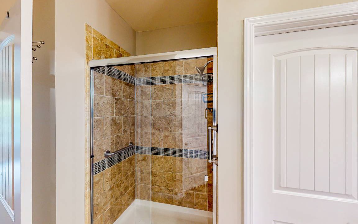 Photo of Bathroom in Woodfin