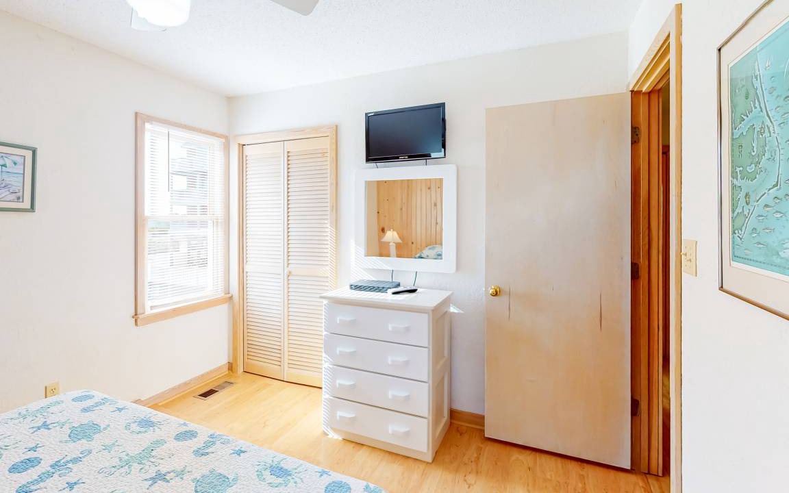 Photo of Bedroom in Rodanthe
