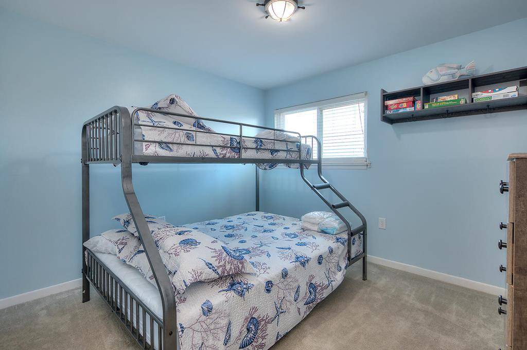 Photo of Bedroom in Caswell Beach