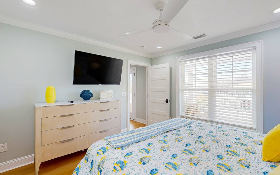 Photo of Bedroom in Sunset Beach