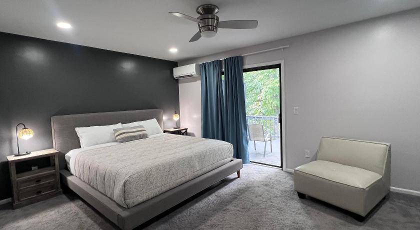 Photo of Bedroom in Maggie Valley