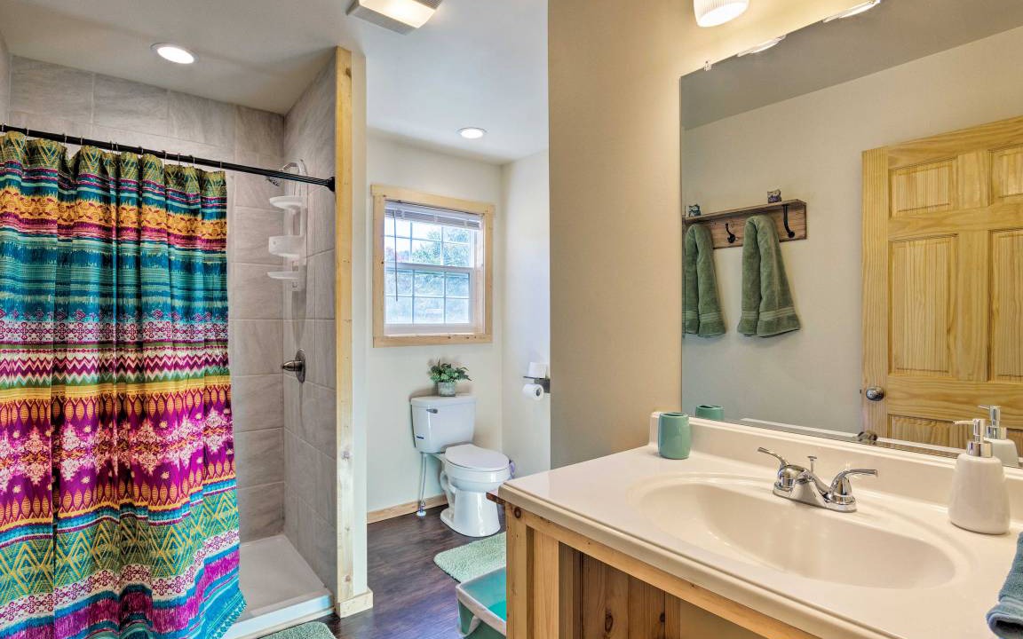 Photo of Bathroom in Cherokee