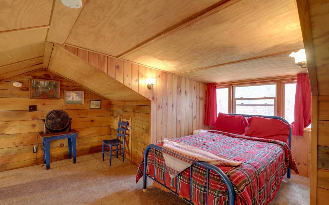 Photo of Bedroom in Hot Springs