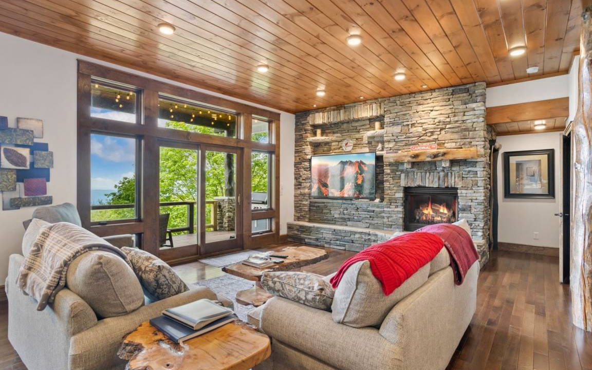 Photo of Others in Beech Mountain