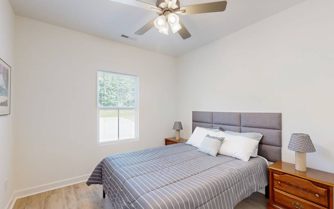 Photo of Bedroom in Southmont