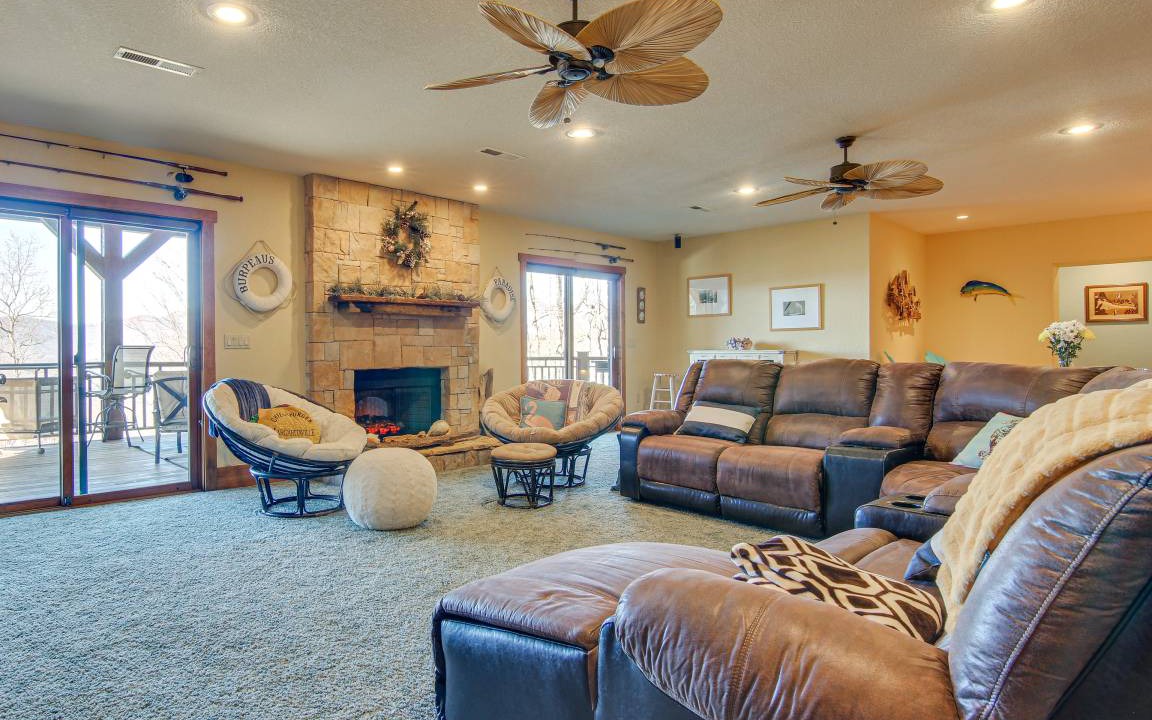 Photo of Livingroom in Black Mountain