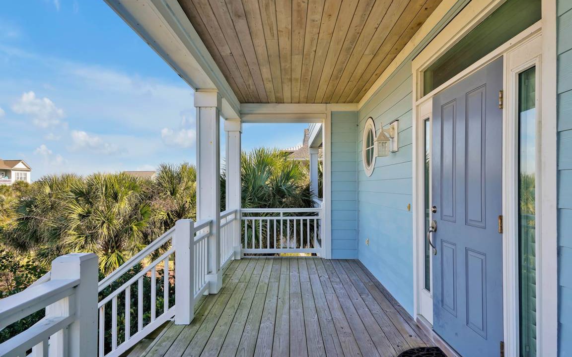 Photo of Patio Balcony in Caswell Beach