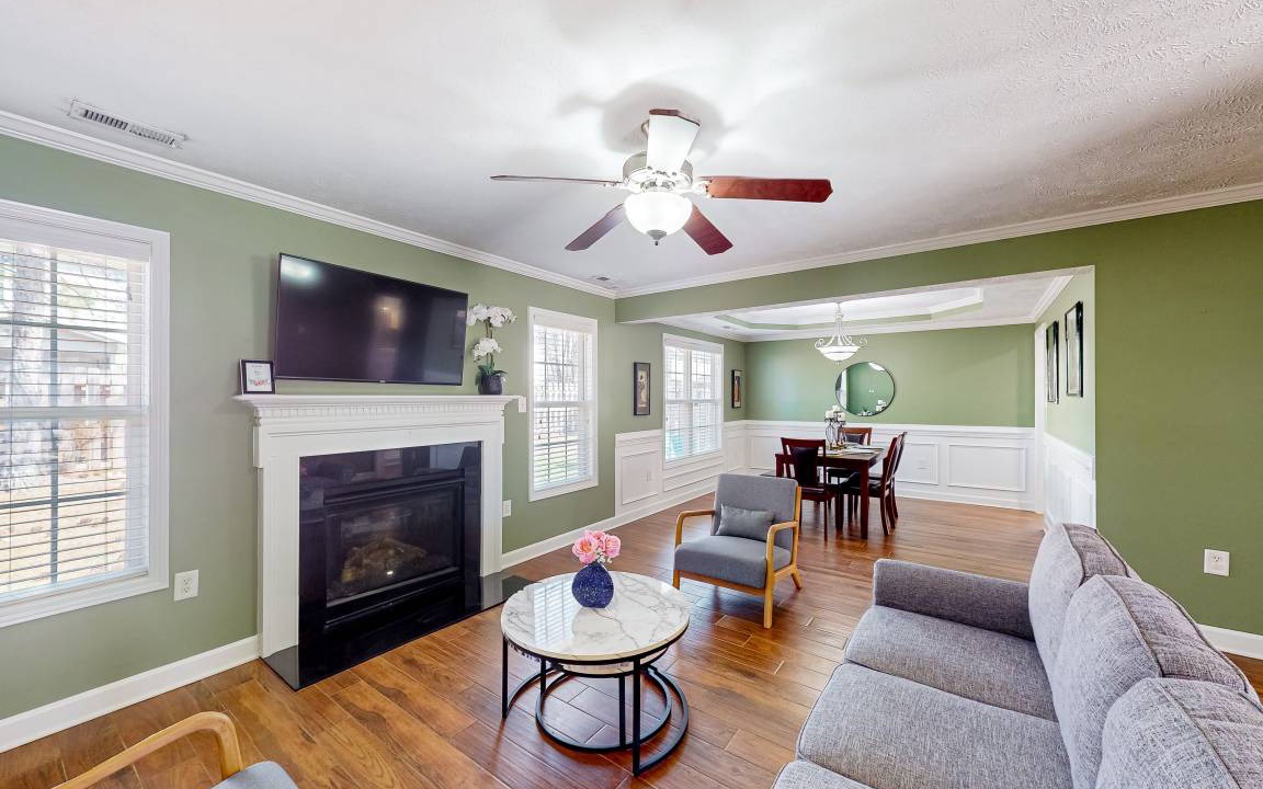 Photo of Livingroom in Cameron