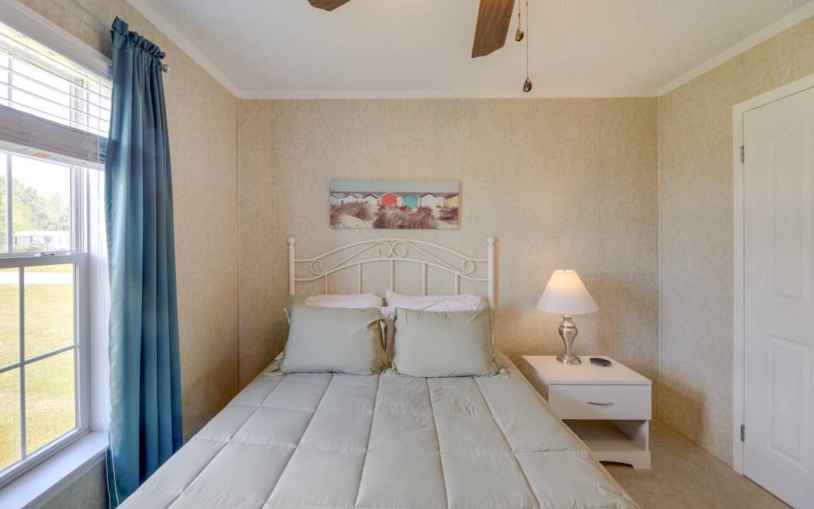 Photo of Bedroom in Carteret County