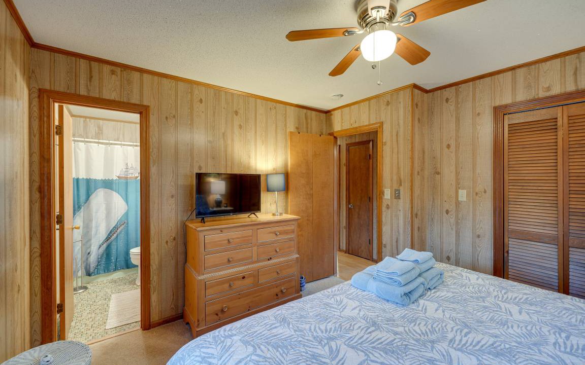 Photo of Bedroom in Southern Shores