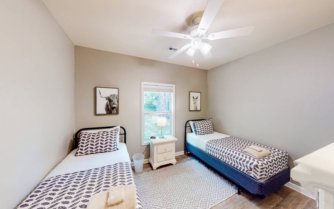 Photo of Bedroom in Woodfin