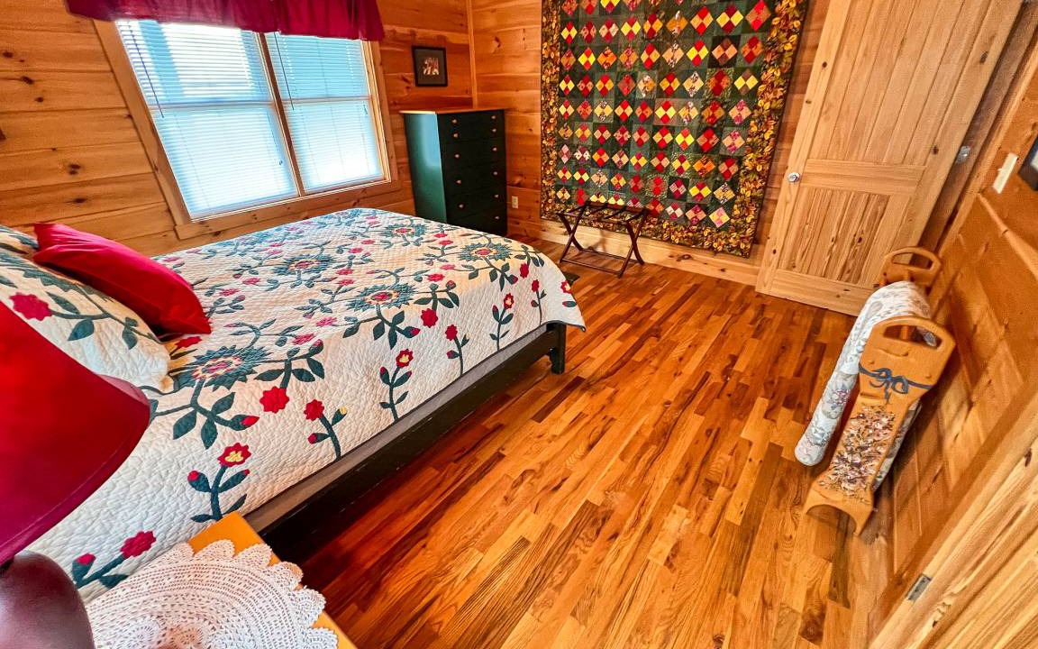 Photo of Bedroom in Buck Mountain