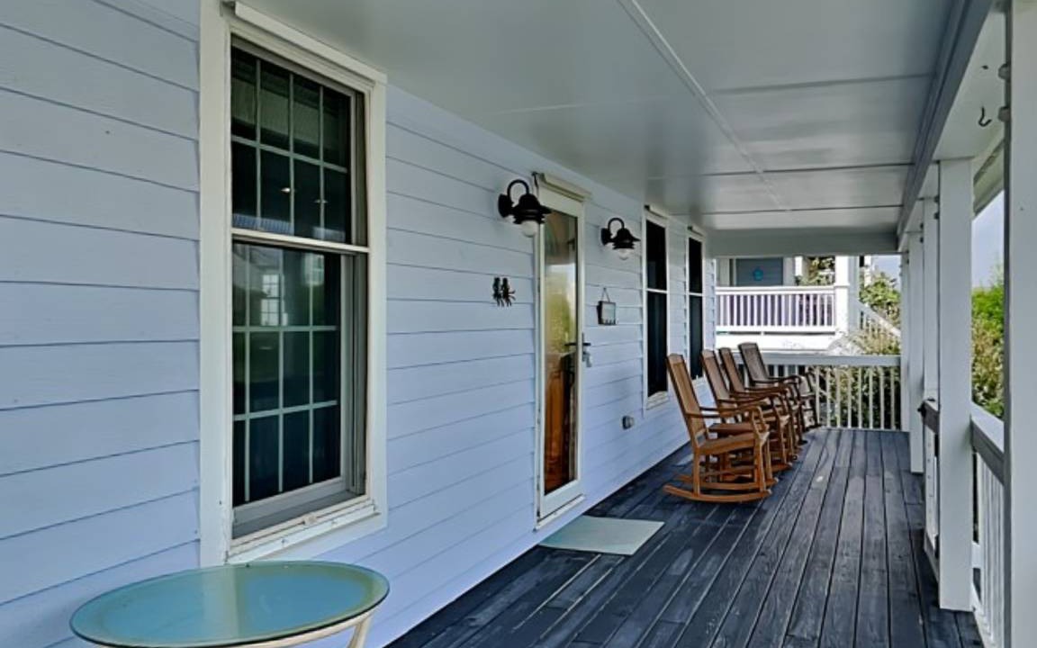 Photo of Patio Balcony in Village of Stump Sound