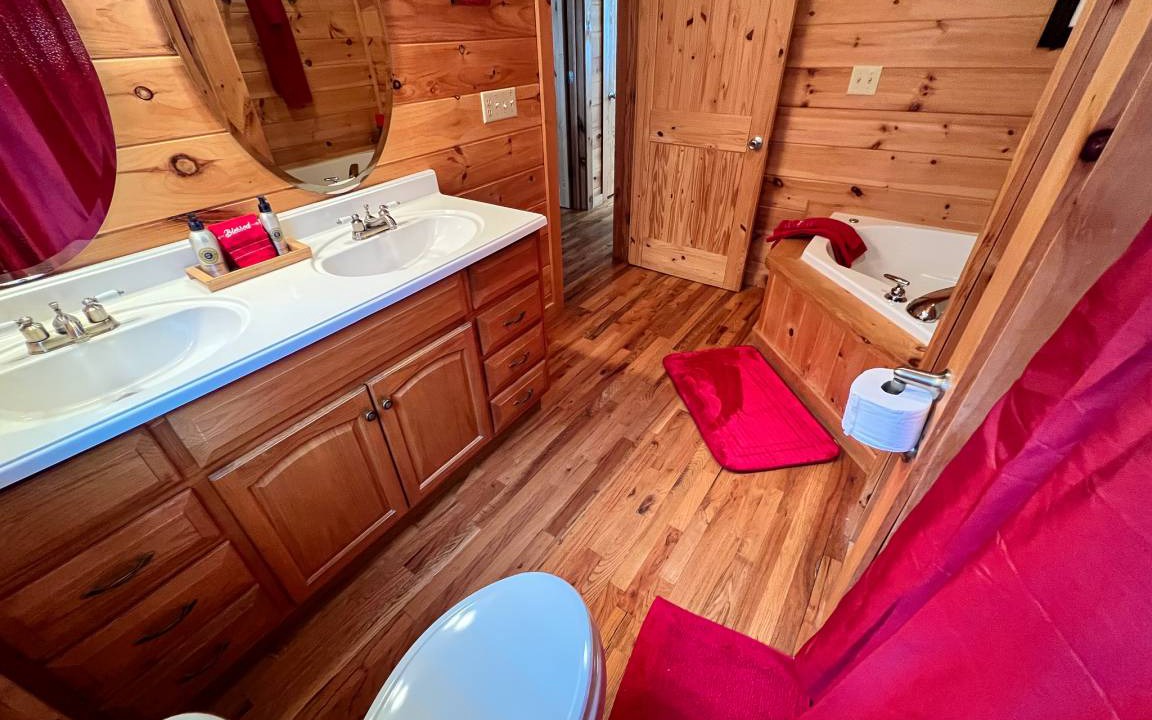 Photo of Bathroom in Buck Mountain
