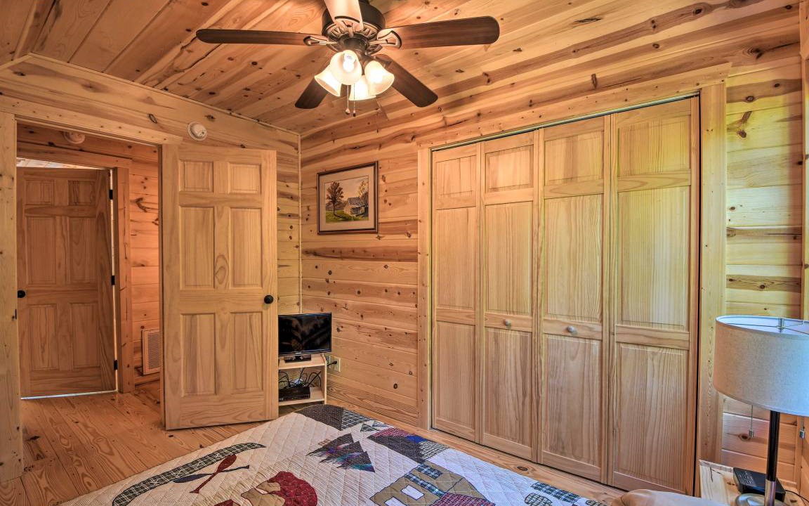 Photo of Bedroom in Murphy