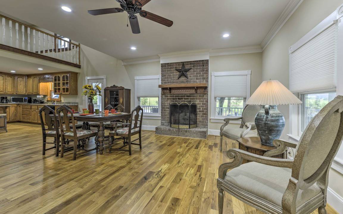 Photo of Livingroom in Pittsboro