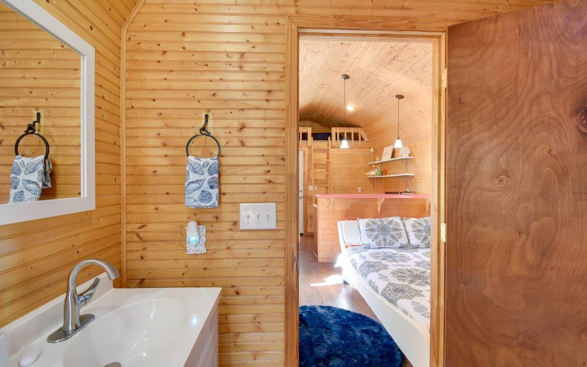 Photo of Bathroom in Sunset Beach