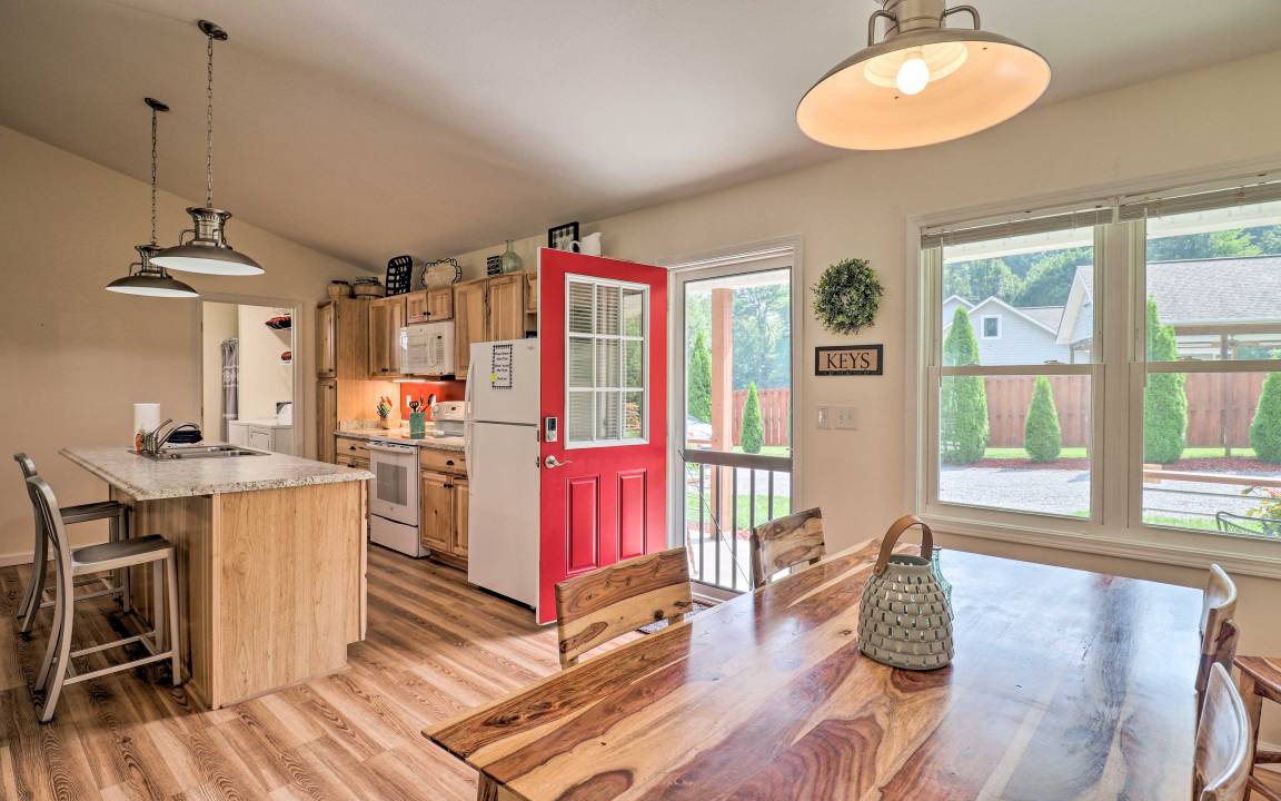 Photo of Kitchen in Waynesville