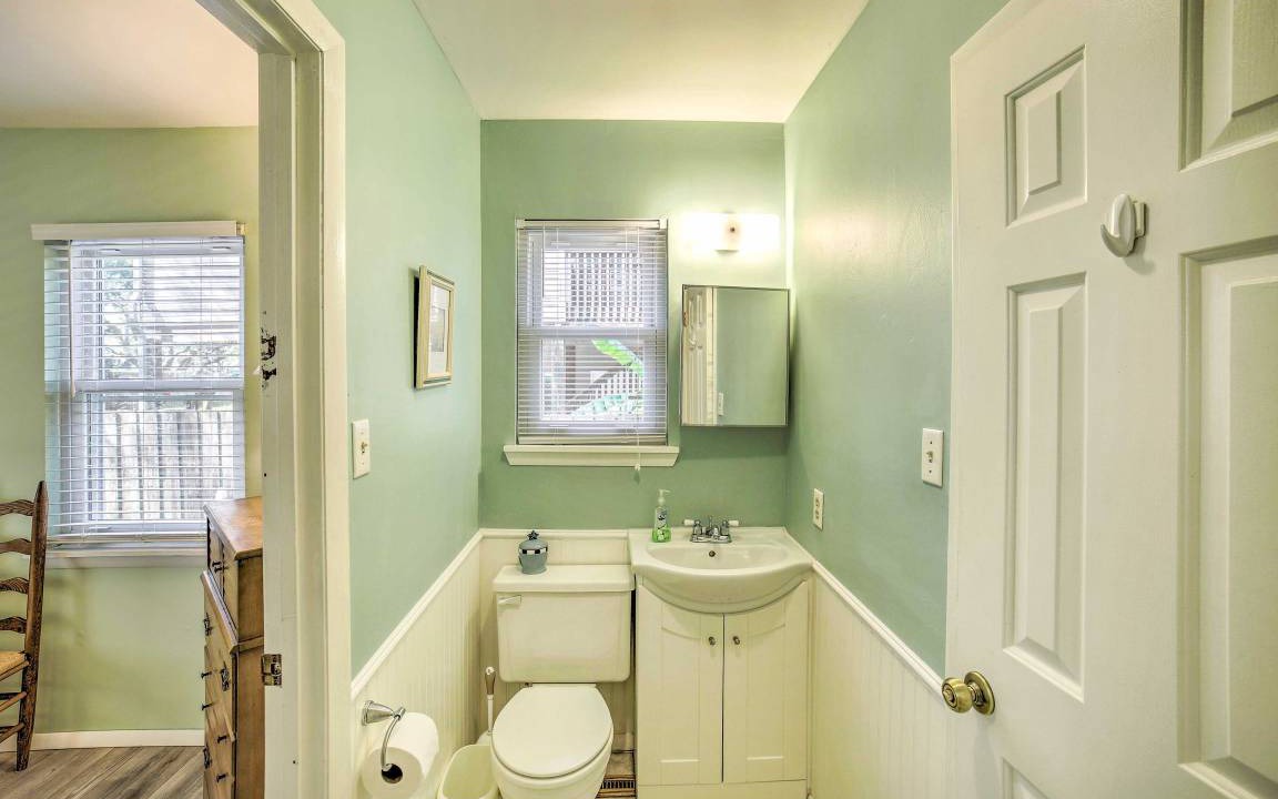 Photo of Bathroom in Long Beach