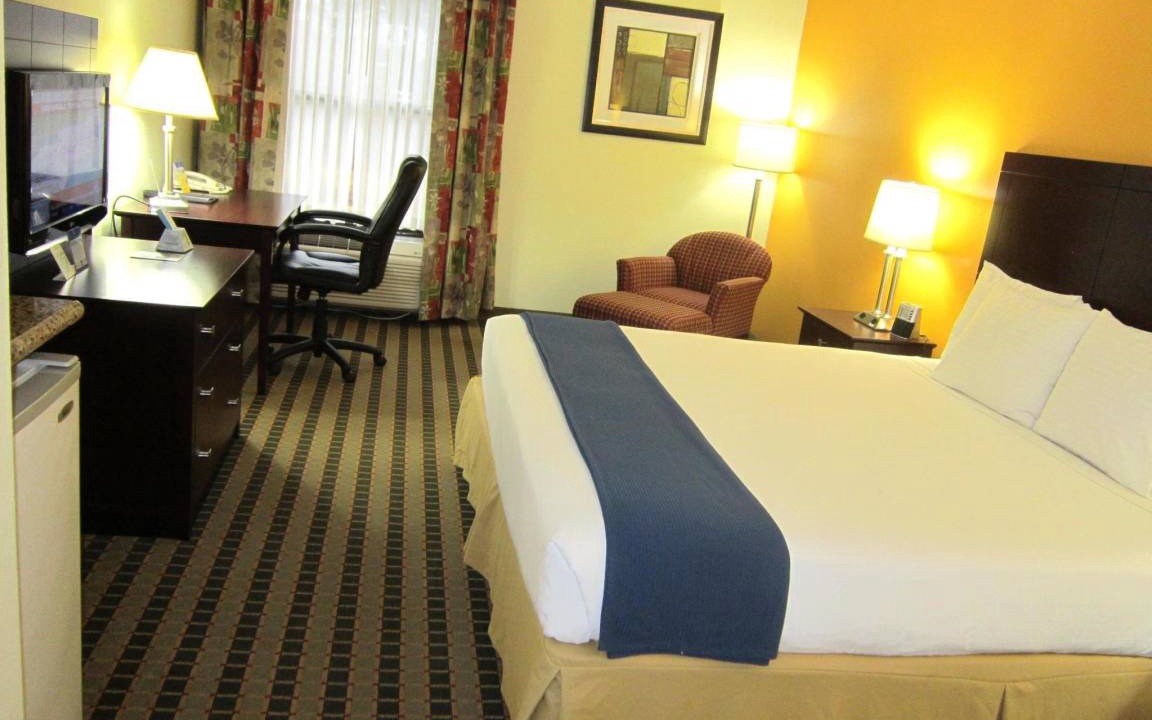 Photo of Bedroom in Creedmoor