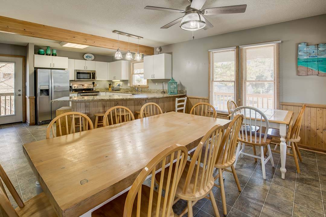 Photo of Livingroom in Corolla Light