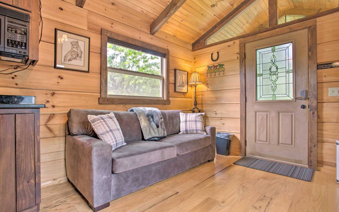 Photo of Livingroom in Mill Spring