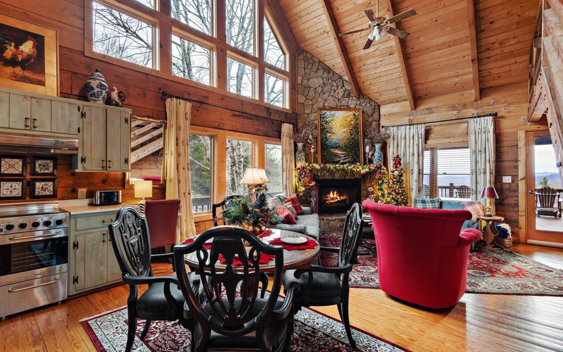 Photo of Livingroom in Blowing Rock