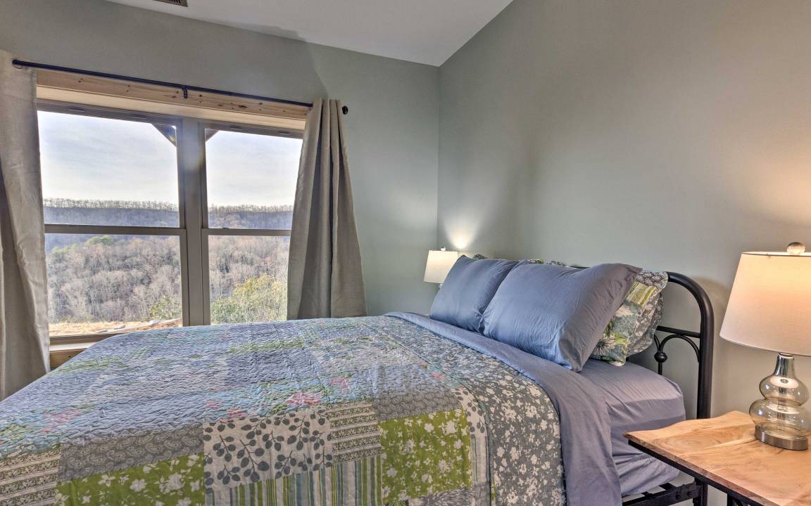 Photo of Bedroom in Bryson City
