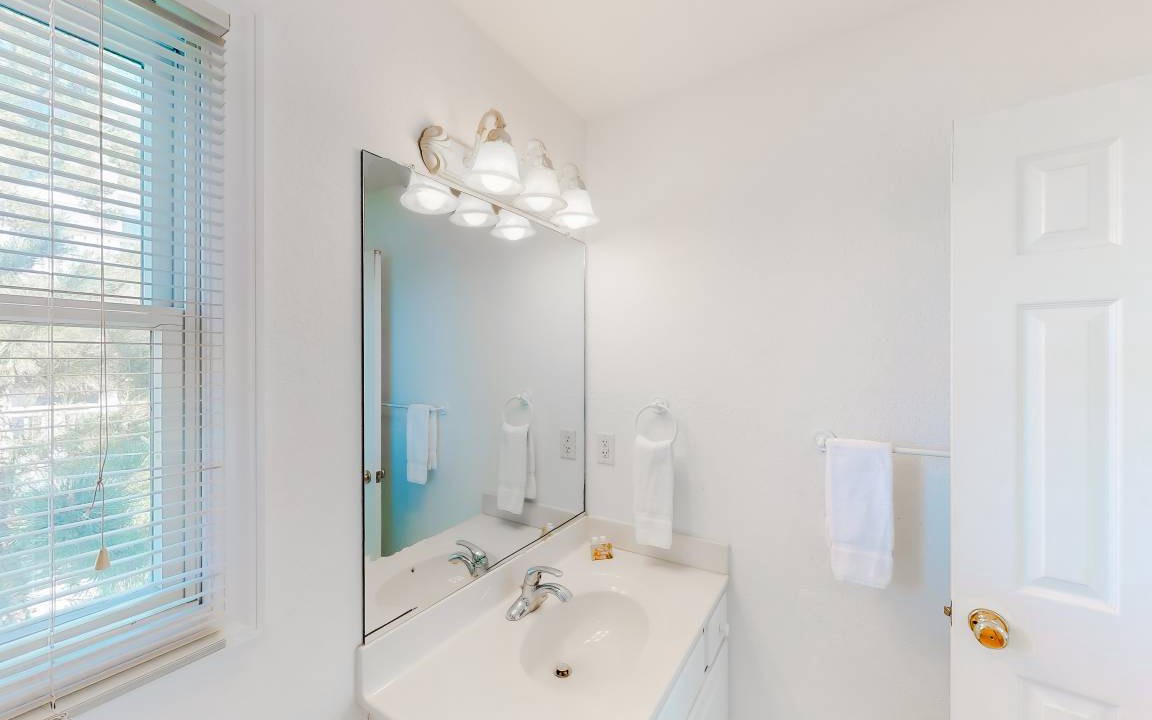 Photo of Bathroom in Ocean Hill