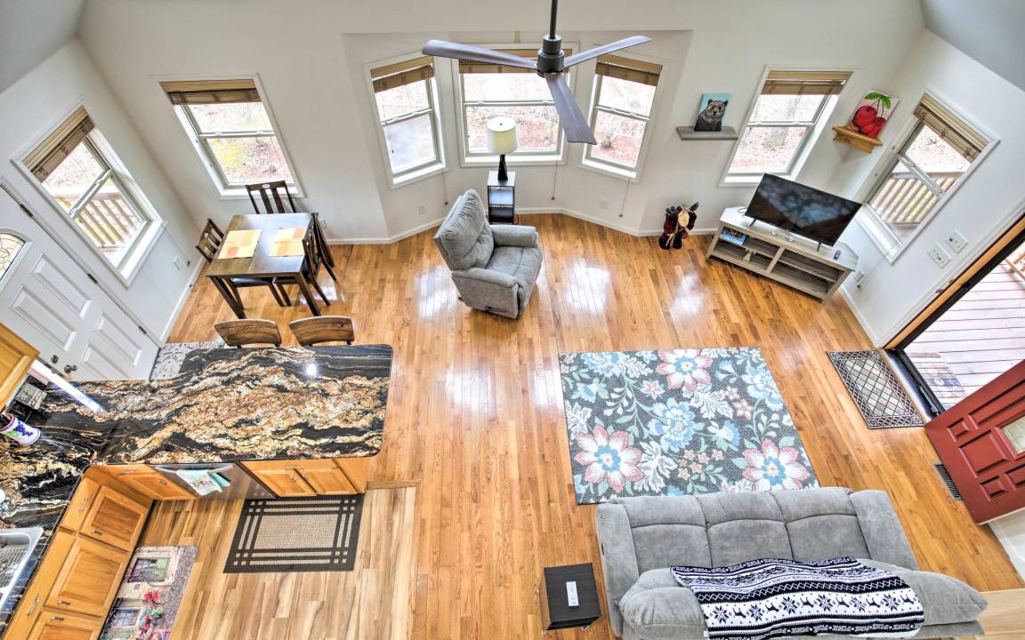 Photo of Livingroom in Hayesville