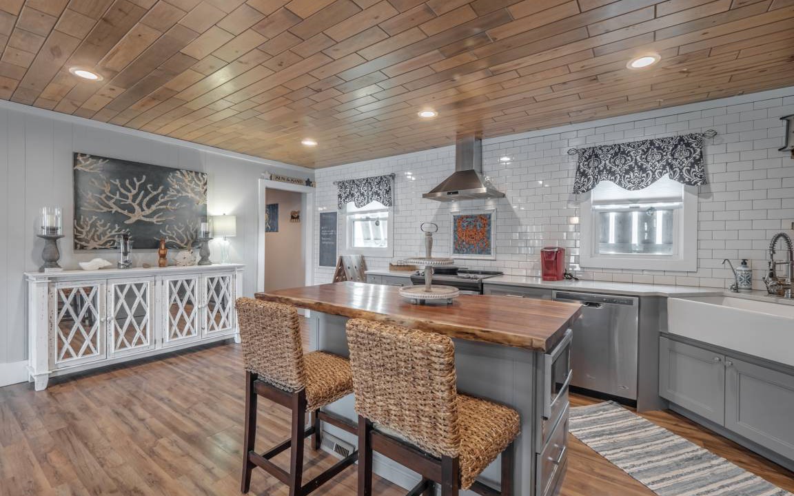 Photo of Kitchen in Kure Beach