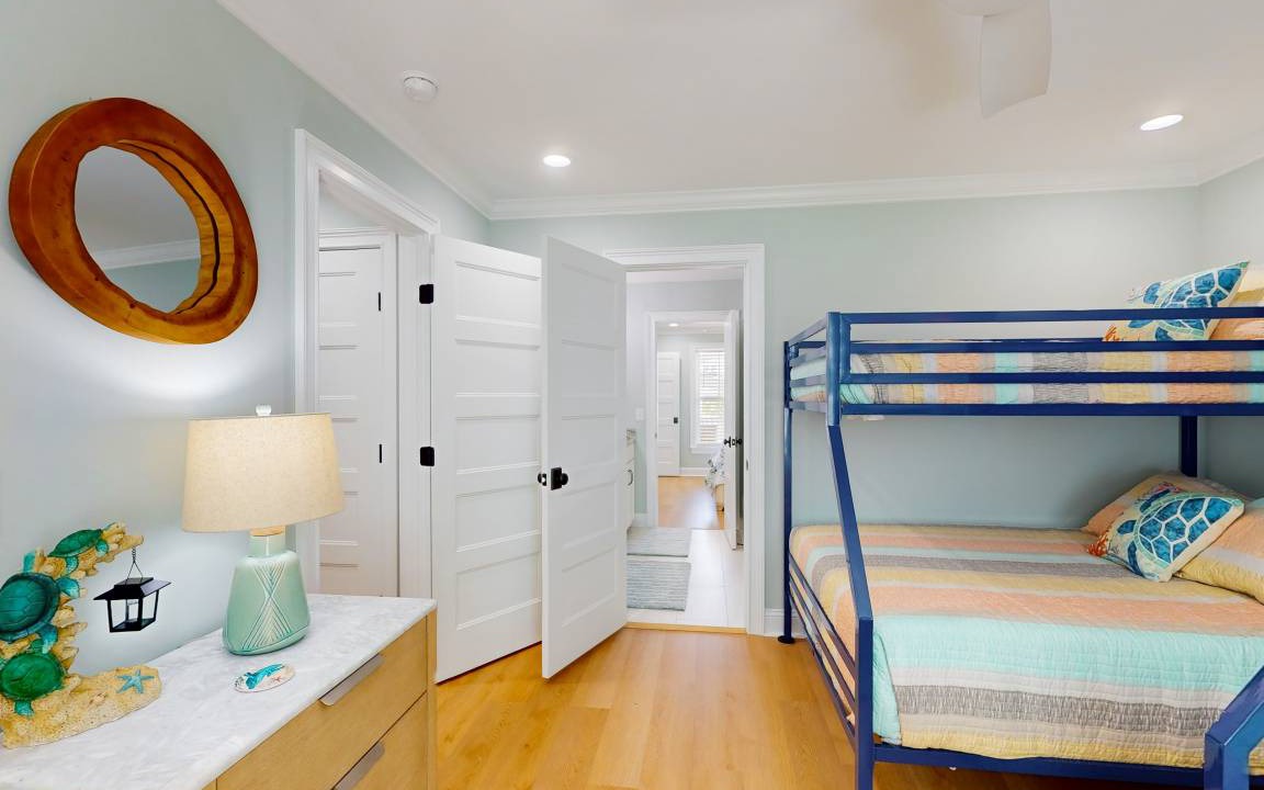 Photo of Bedroom in Sunset Beach