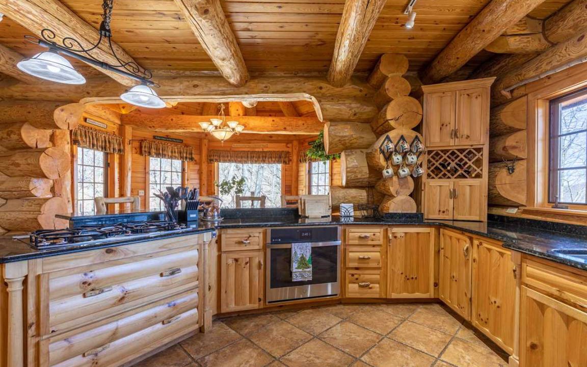 Photo of Kitchen in West Jefferson
