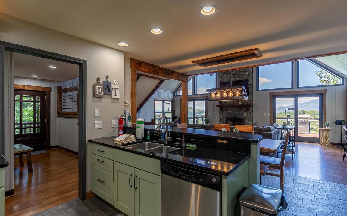 Photo of Kitchen in Apple Ridge