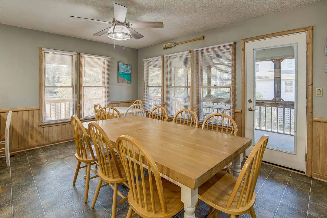 Photo of Livingroom in Corolla Light