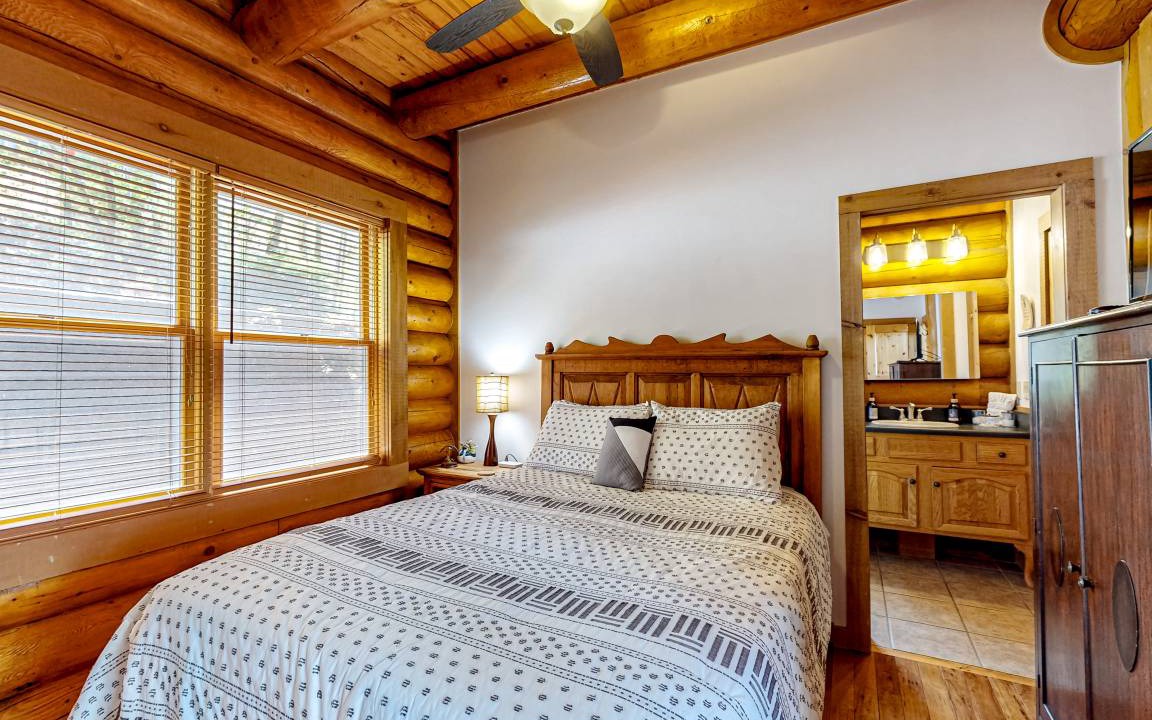 Photo of Bedroom in Topton