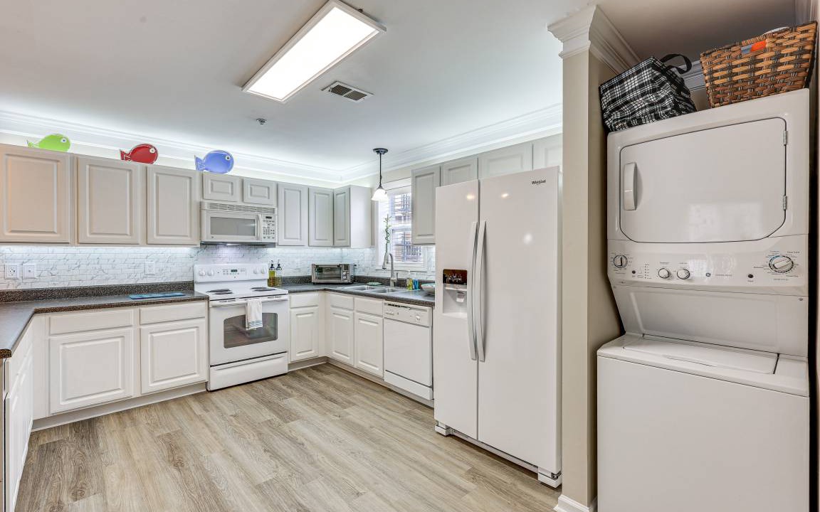 Photo of Kitchen in White Lake