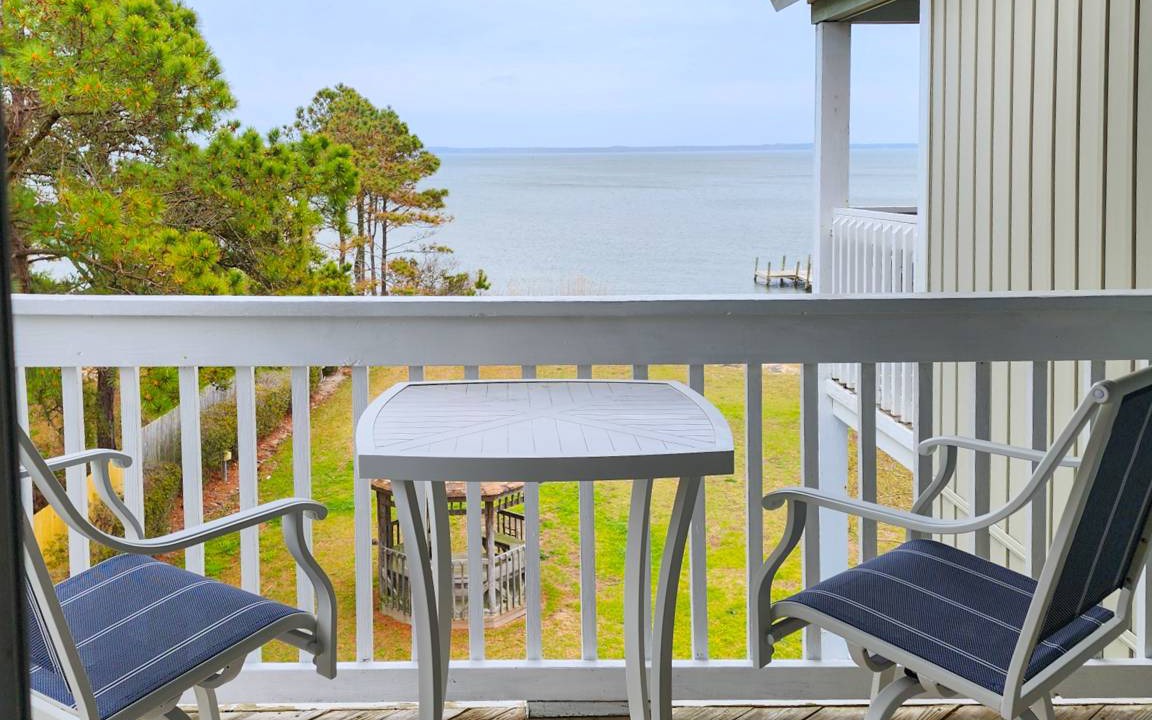 Photo of Patio Balcony in Manteo