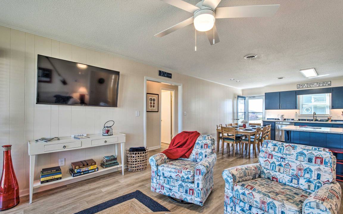 Photo of Livingroom in Topsail Beach