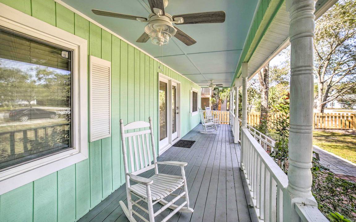 Photo of Patio Balcony in Long Beach