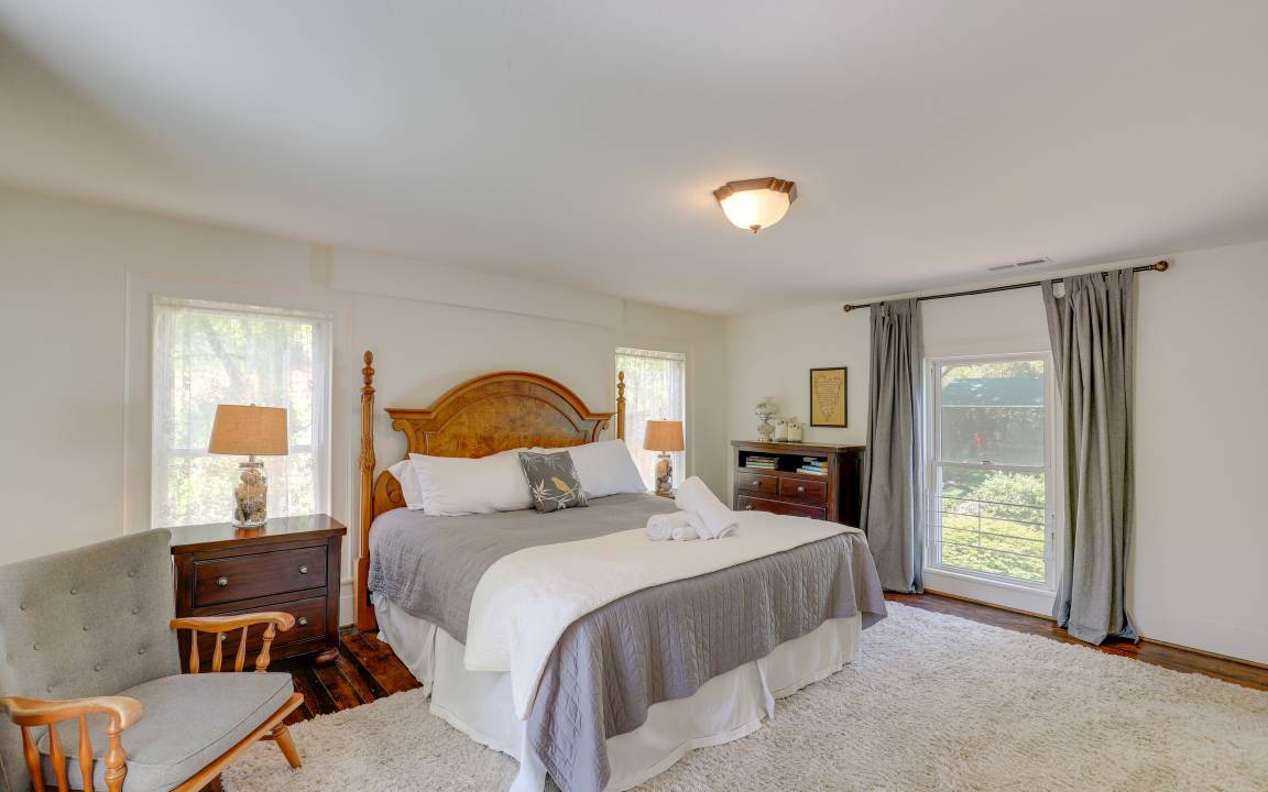 Photo of Bedroom in Marshall