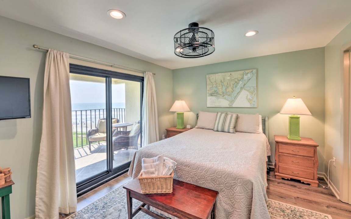 Photo of Bedroom in Indian Beach