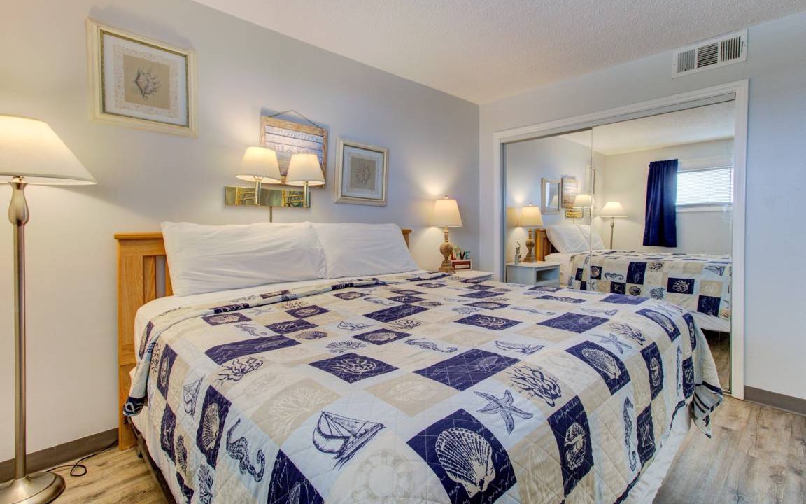Photo of Bedroom in Wilmington Beach