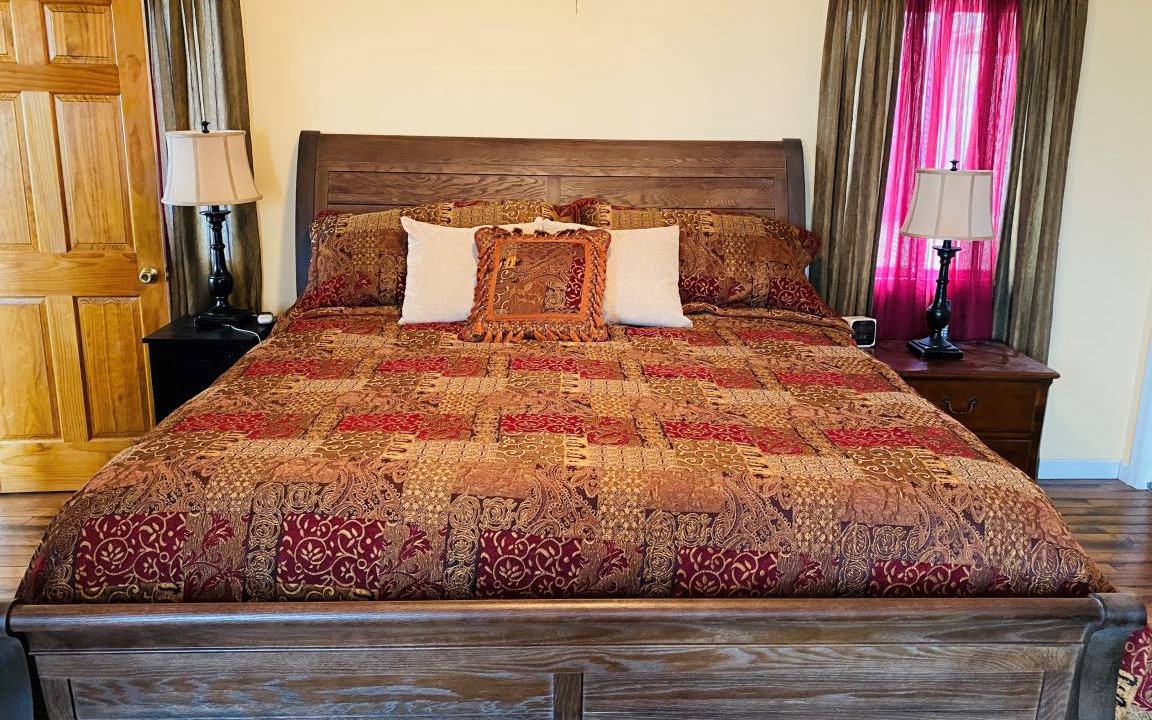 Photo of Bedroom in Santeetlah