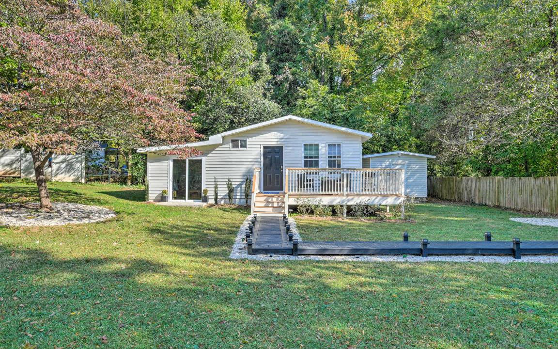 Photo of Others in Derita - Statesville