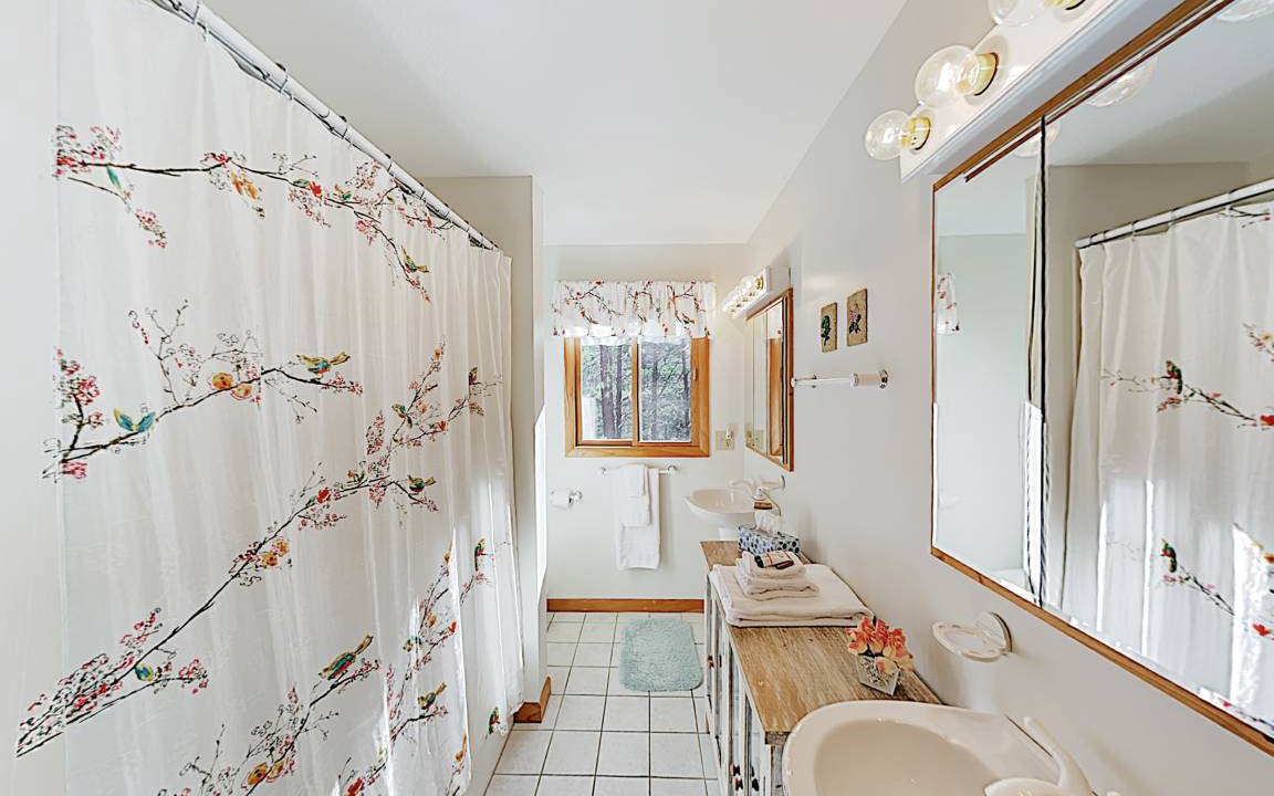 Photo of Bathroom in Lake Lure