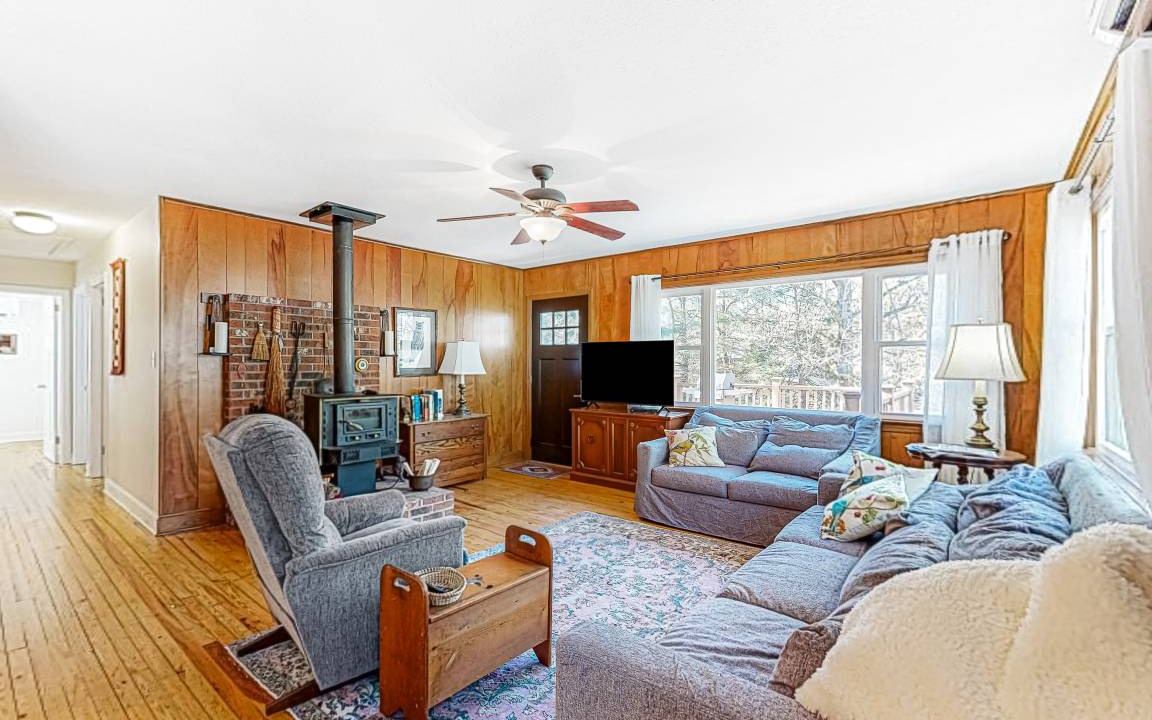 Photo of Livingroom in Lake Junaluska