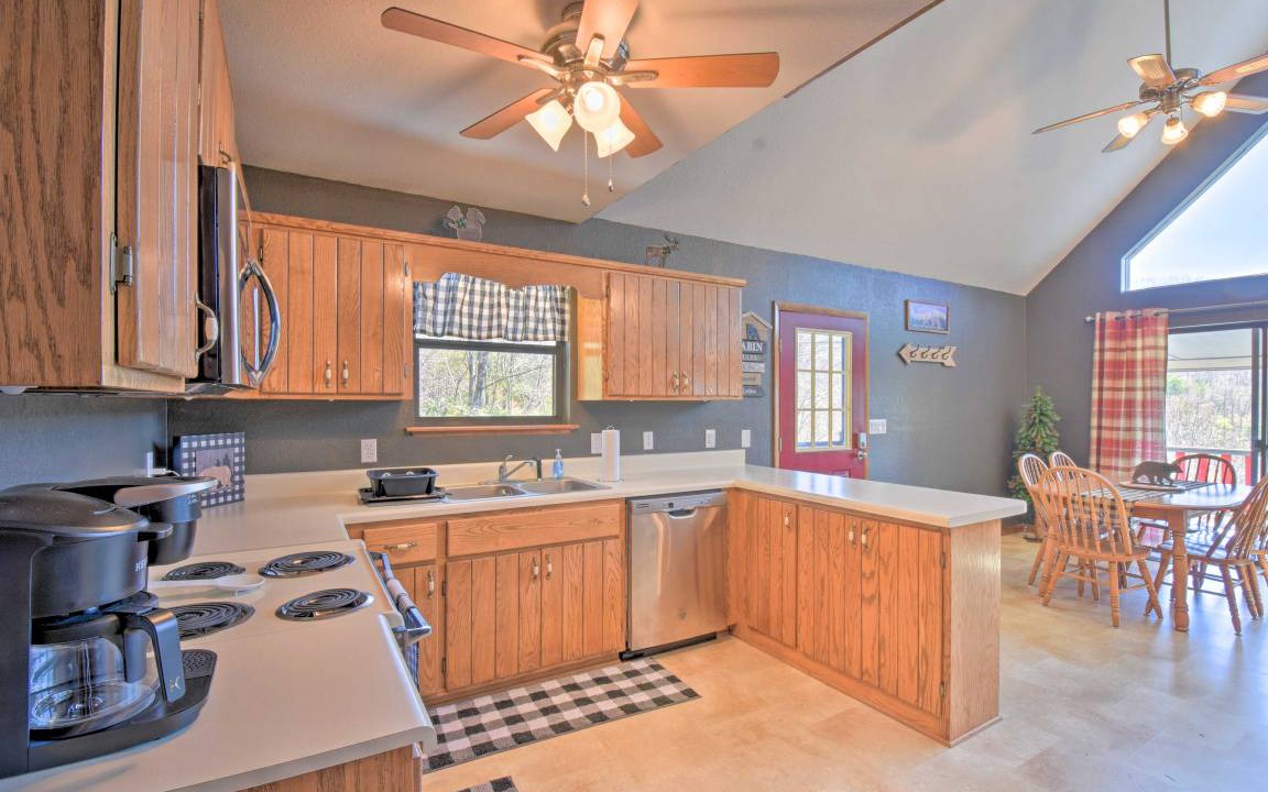 Photo of Kitchen in Upper Peachtree