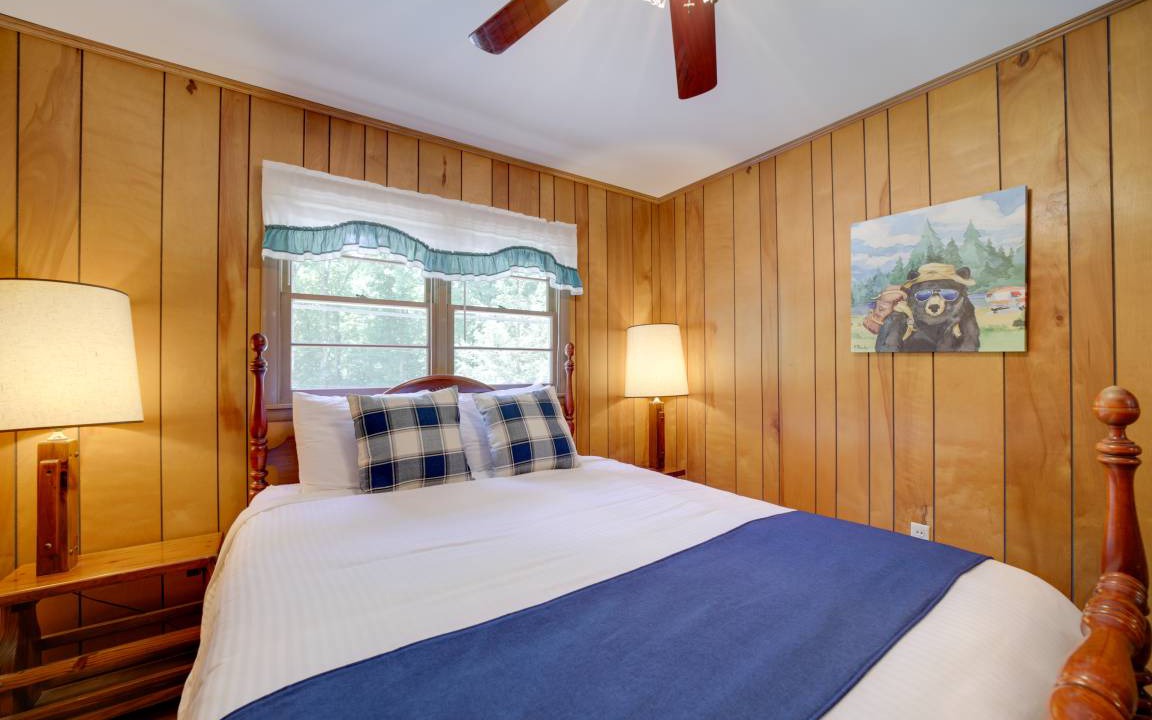Photo of Bedroom in Bryson City